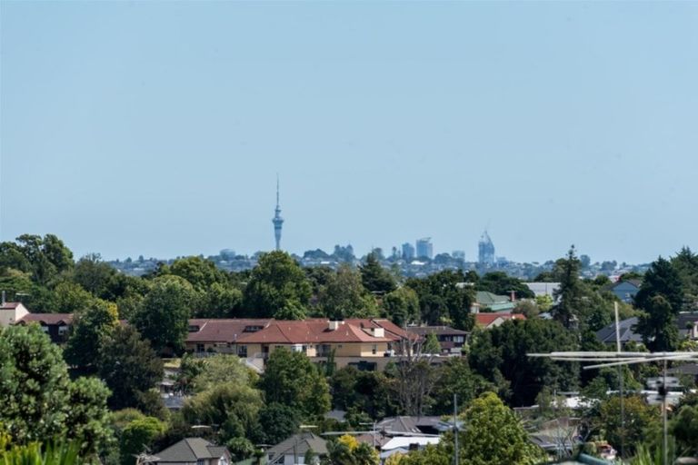 Photo of property in 4a Rodney Street, Howick, Auckland, 2014