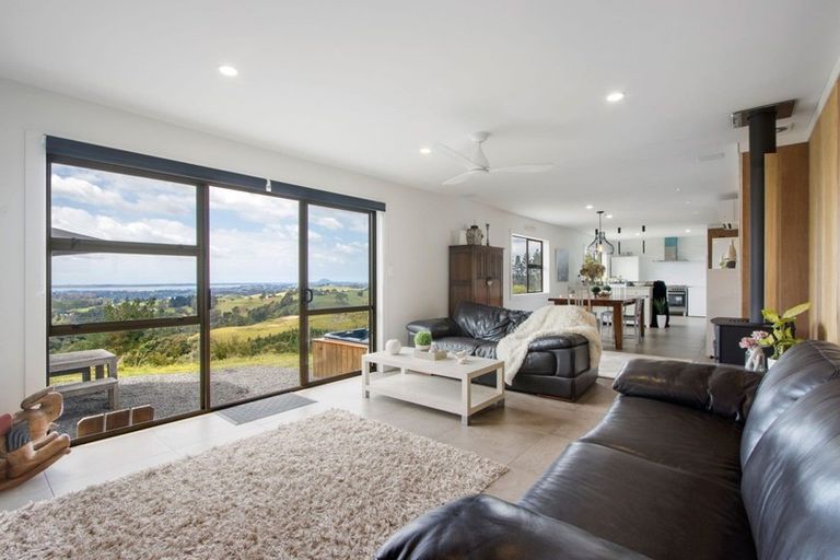 Photo of property in Upland Road, Aongatete, 3181