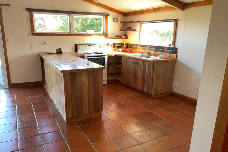 Photo of property in 364 Oneriri Road, Kaiwaka, 0573