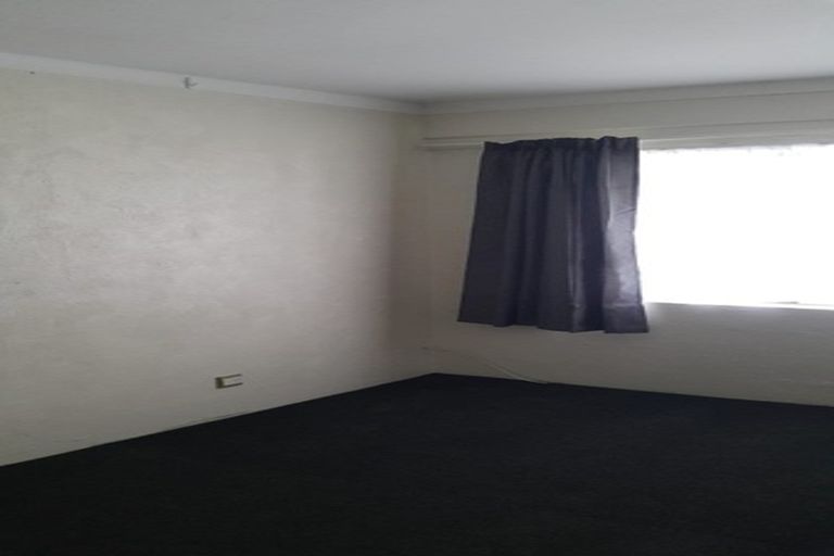 Photo of property in 14 Tatyana Place, Massey, Auckland, 0614