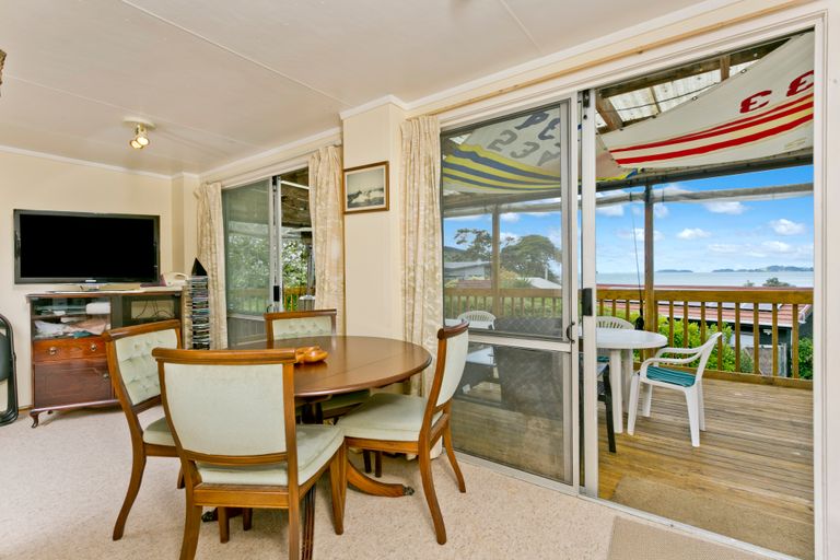Photo of property in 27 Baddeleys Beach Road, Tawharanui Peninsula, Matakana, 0986