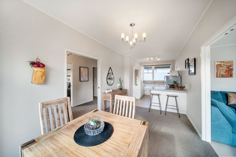 Photo of property in 11 The Anchorage, Sunnyhills, Auckland, 2010