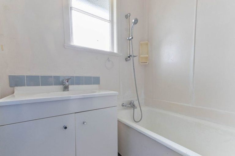 Photo of property in 78 Polson Street, Castlecliff, Whanganui, 4501