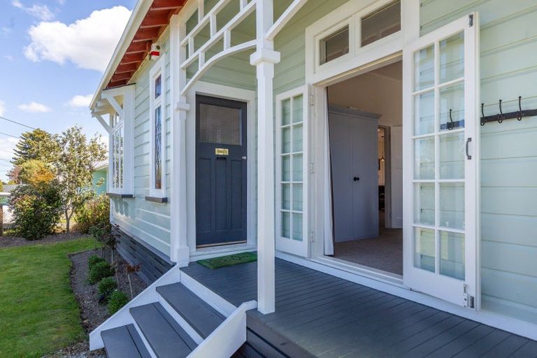 Photo of property in 31 Johnston Street, Featherston, 5710