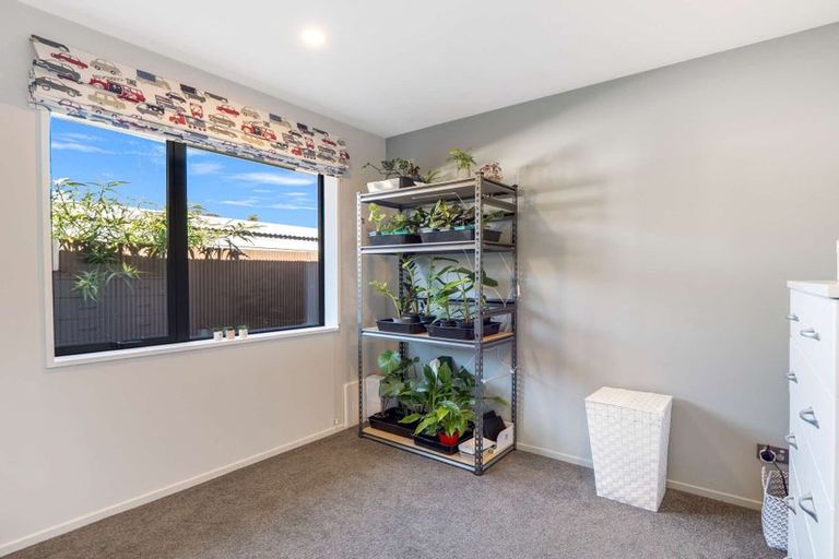 Photo of property in 2/96 Palmers Road, New Brighton, Christchurch, 8083