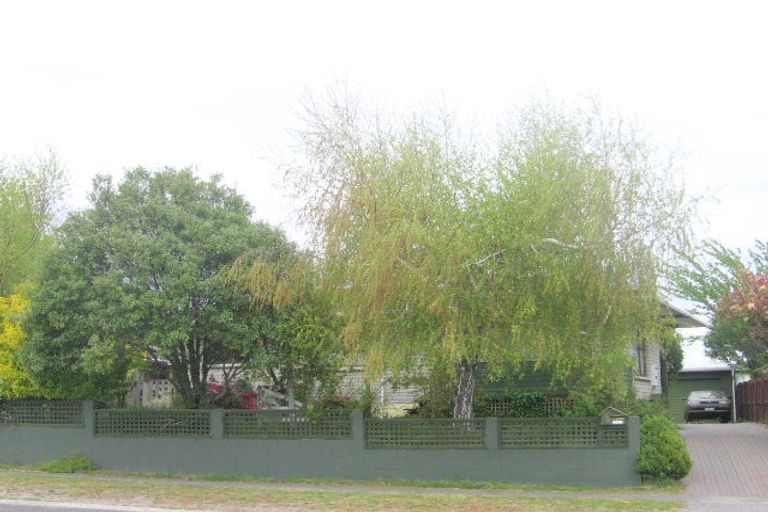 Photo of property in 122 Richmond Avenue, Richmond Heights, Taupo, 3330