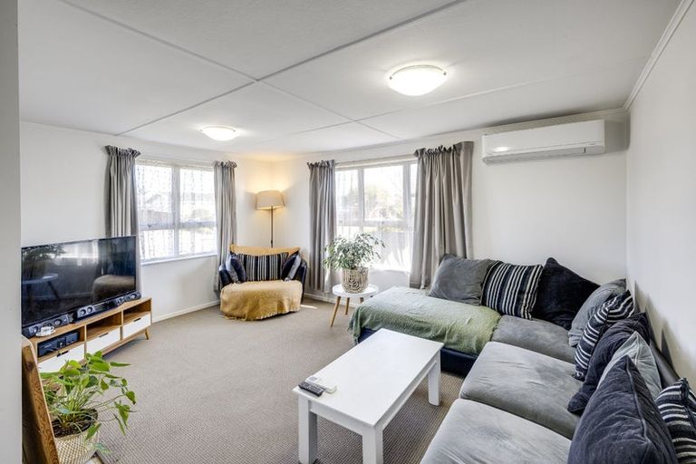 Photo of property in 8 Lyttelton Crescent, Tamatea, Napier, 4112