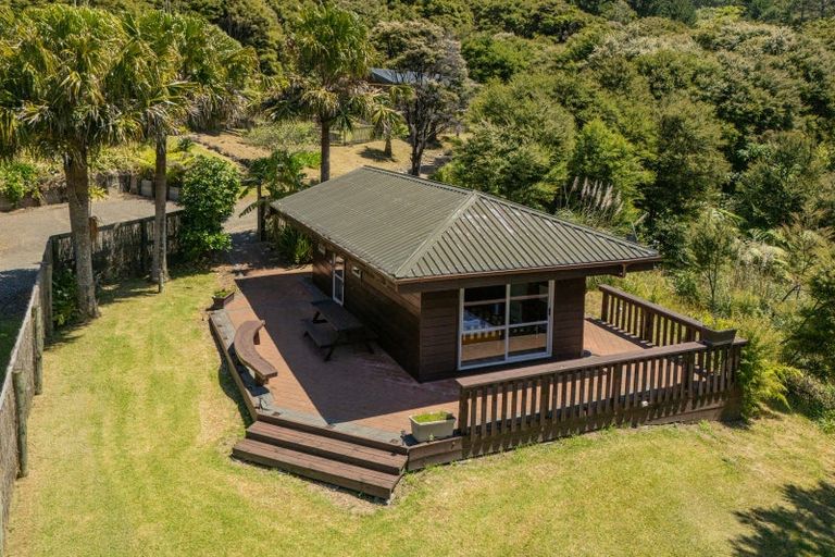 Photo of property in 1220f Te Rerenga Kuaotunu Road, Kuaotunu West, Whitianga, 3592