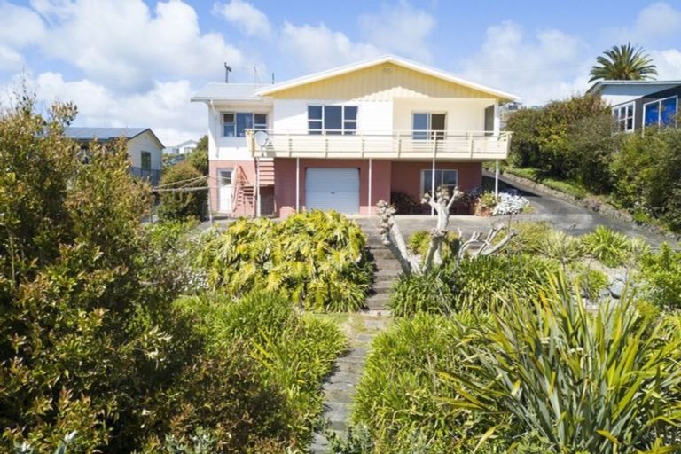 Photo of property in 24 Berghan Road, Coopers Beach, 0420
