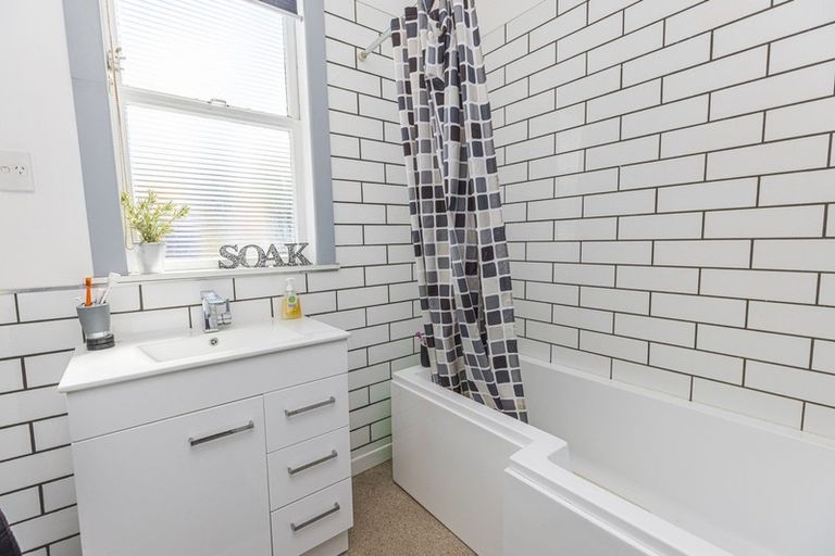 Photo of property in 44 Bignell Street, Gonville, Whanganui, 4501