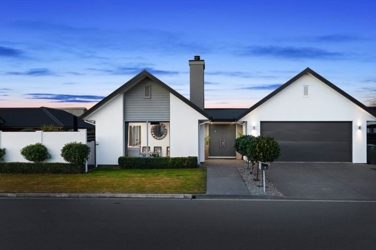 Photo of property in 3 Gilchrist Place, Kaiapoi, 7630
