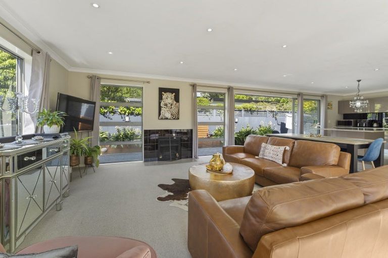 Photo of property in 185 Te Moana Road, Waikanae, 5036