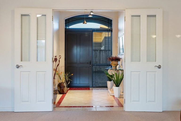 Photo of property in 101 Realm Drive, Paraparaumu, 5032