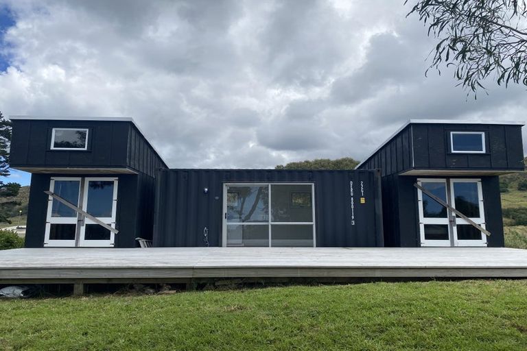 Photo of property in 14 Pukenui Drive, Mahia, 4198