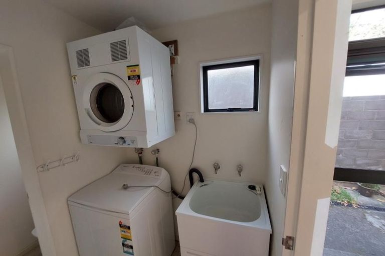 Photo of property in 3/2 Malcolm Lane, Thorndon, Wellington, 6011