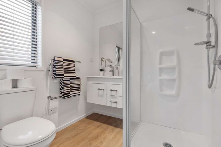 Photo of property in 32 Marion Crescent, Papamoa Beach, Papamoa, 3118