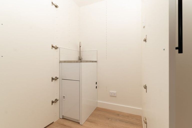 Photo of property in 45 Clay Works Lane, New Lynn, 0600