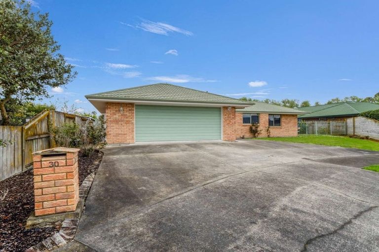 Photo of property in 30 Strachan Way, Highbury, Palmerston North, 4412