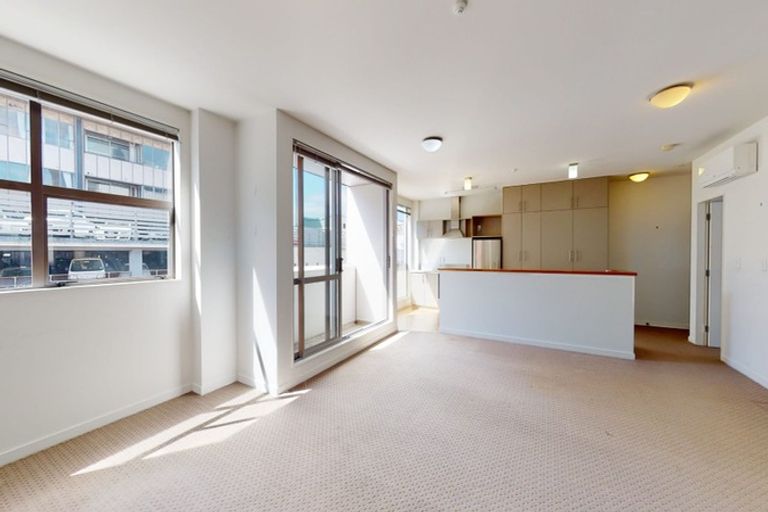 Photo of property in Budget Car Rental, 6/81 Ghuznee Street, Te Aro, Wellington, 6011