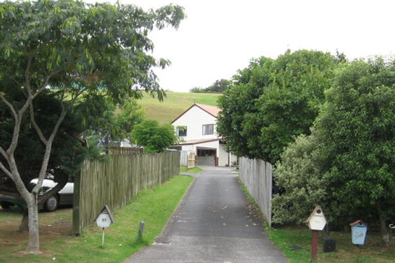 Photo of property in 70 West Harbour Drive, West Harbour, Auckland, 0618