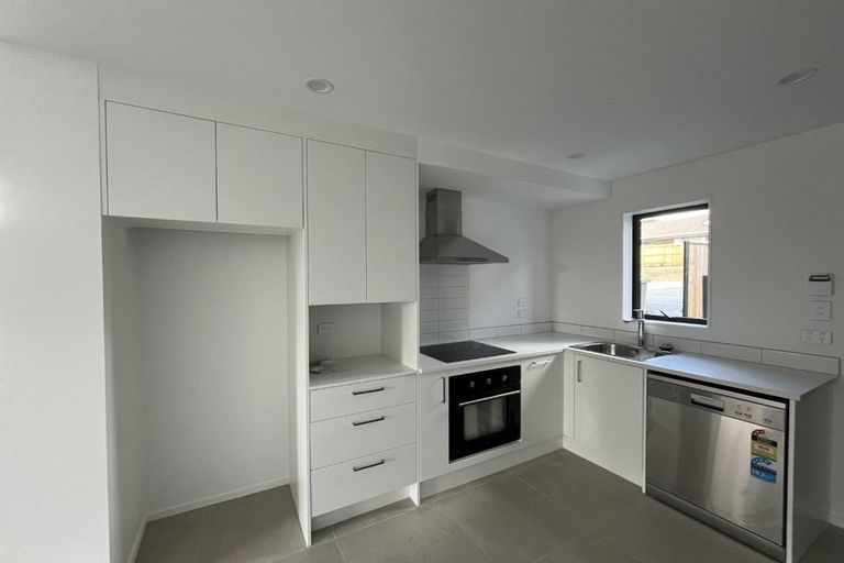 Photo of property in 43 Raupeti Lane, Henderson, Auckland, 0612