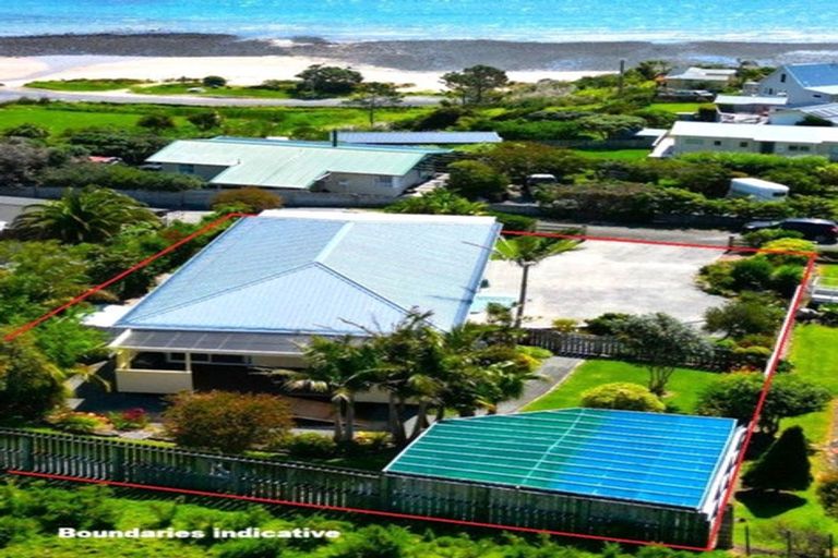 Photo of property in 57 Taumatawiwi Street, Opononi, Kaikohe, 0473