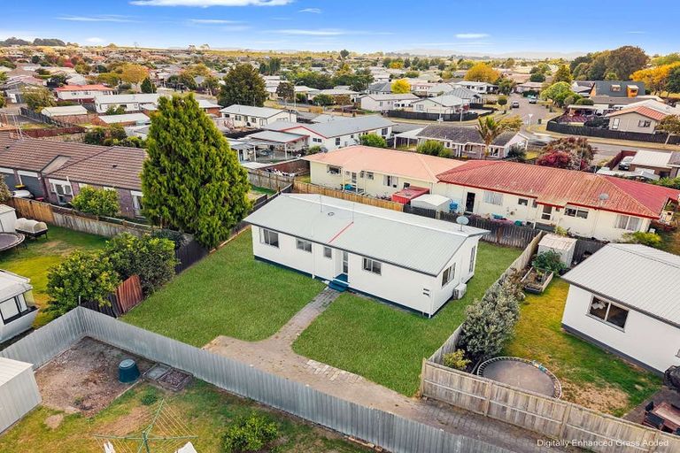 Photo of property in 20b Kentucky Crescent, Nawton, Hamilton, 3200