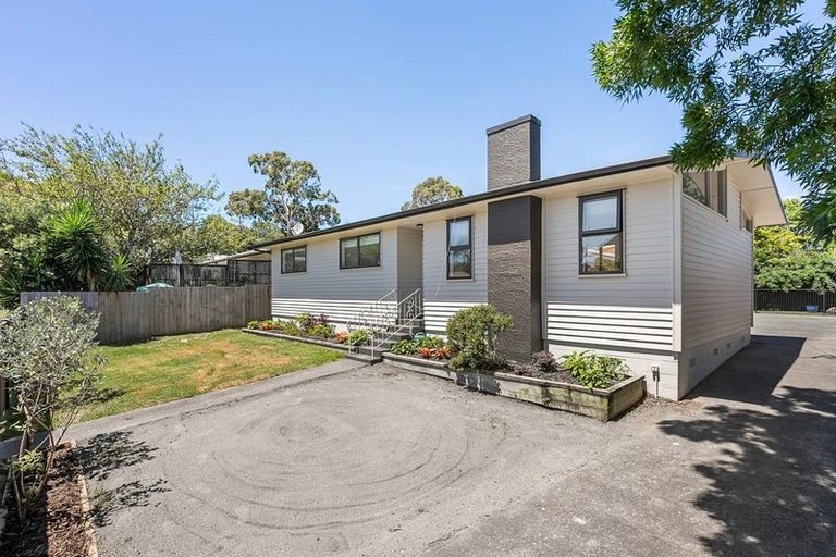 Photo of property in 10 Inver Street, Glen Eden, Auckland, 0602