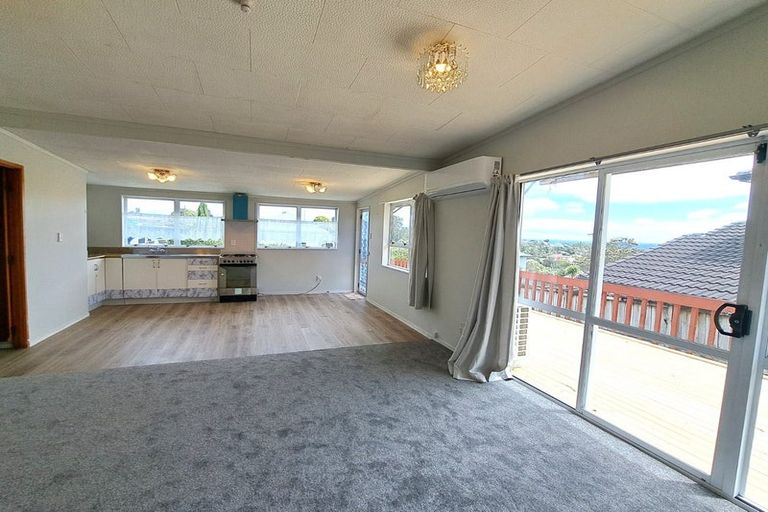 Photo of property in 1/113 Mokoia Road, Birkenhead, Auckland, 0626