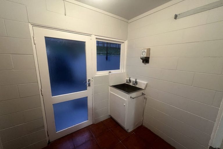 Photo of property in 3 Dunraven Place, Torbay, Auckland, 0630