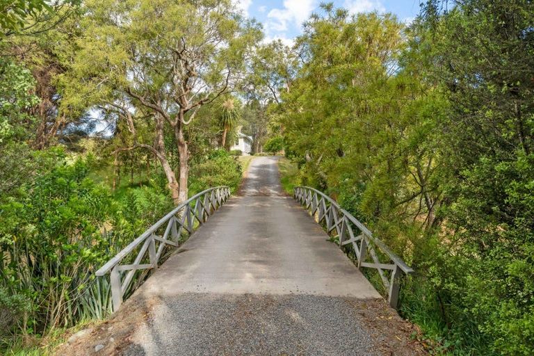 Photo of property in 784 Ponatahi Road, Martinborough, Carterton, 5792