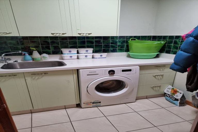 Photo of property in 172 Waenga Drive, Cromwell, 9310