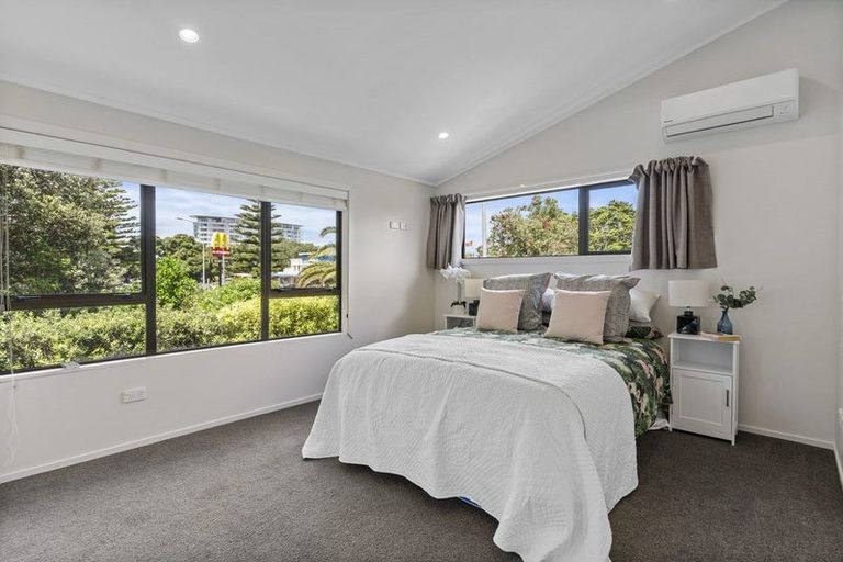 Photo of property in 333 Hibiscus Coast Highway, Orewa, 0931