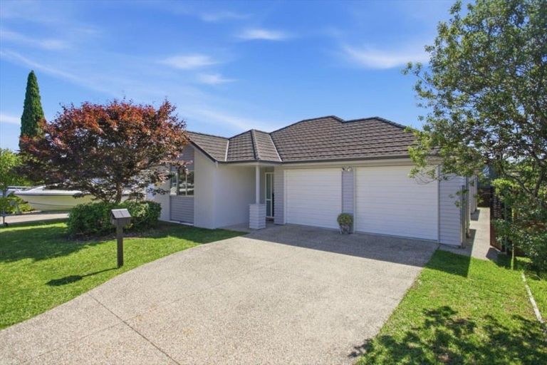 Photo of property in 4 Lanyard Street, Pyes Pa, Tauranga, 3112