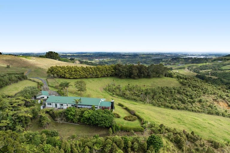 Photo of property in 307c Maxted Road, Bombay, Drury, 2579