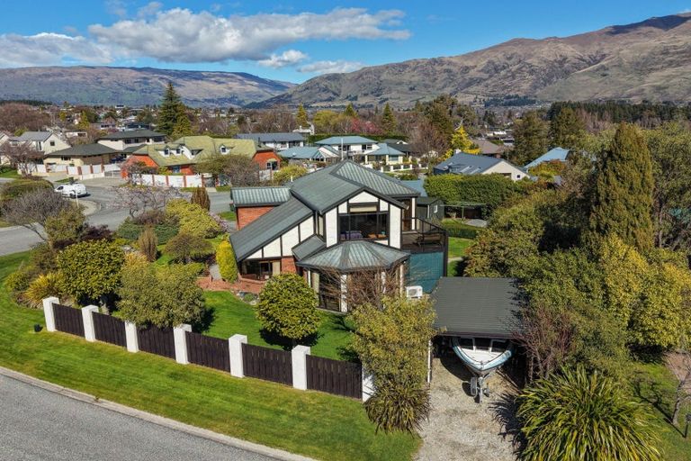 Photo of property in 130 Hunter Crescent, Wanaka, 9305