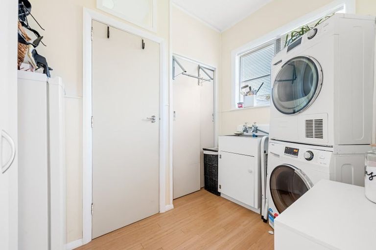 Photo of property in 21 Edinburgh Street, Levin, 5510