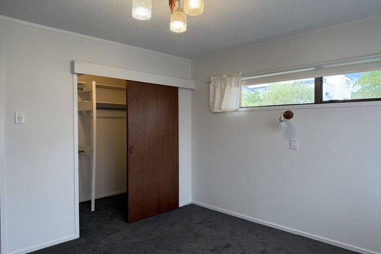 Photo of property in 1/75a West Coast Road, Glen Eden, Auckland, 0602