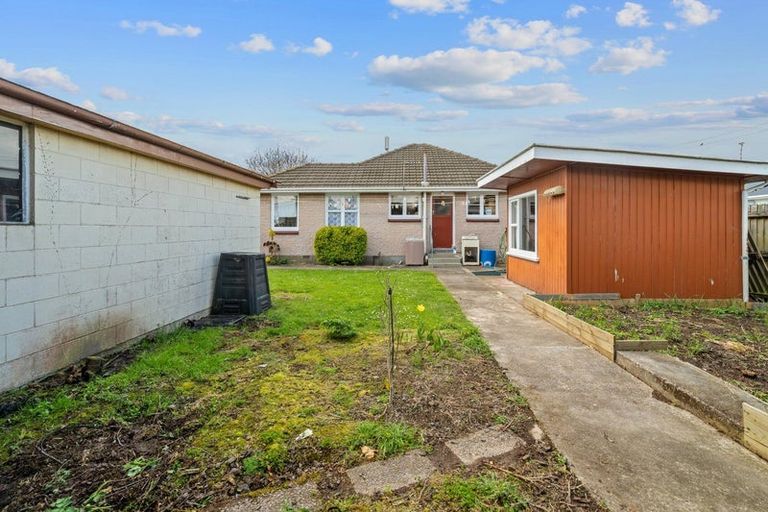 Photo of property in 121 Marshland Road, Shirley, Christchurch, 8061