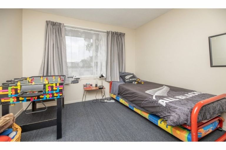 Photo of property in 1/41 Oldwood Street, Bishopdale, Christchurch, 8053