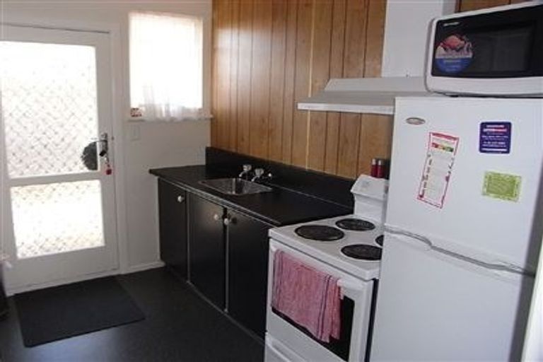 Photo of property in 3/113 Middlepark Road, Sockburn, Christchurch, 8042