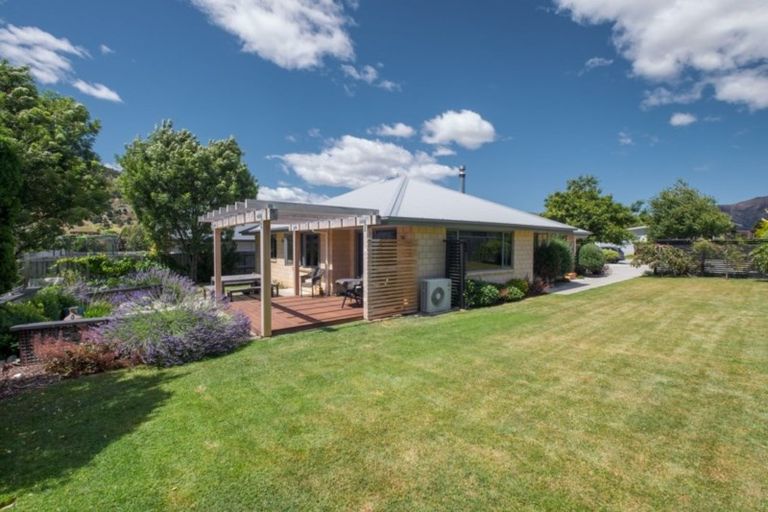 Photo of property in 88 Mount Iron Drive, Wanaka, 9305