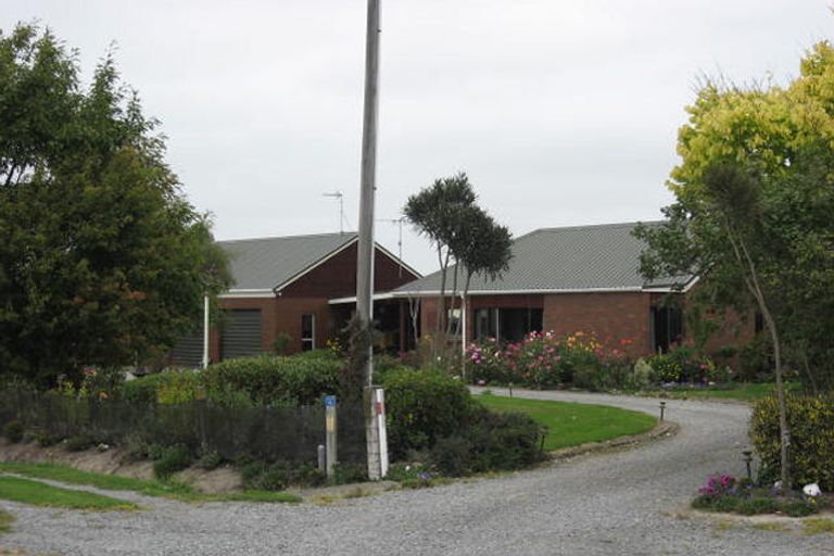 Photo of property in 106 Johnstone Street, Tinwald, Ashburton, 7774