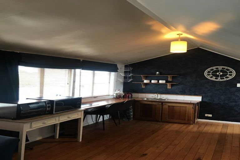 Photo of property in 24 Petrie Street, Richmond, Christchurch, 8013