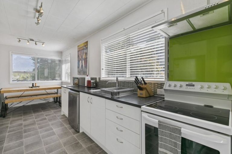 Photo of property in 52 Redcrest Avenue, Red Hill, Papakura, 2110