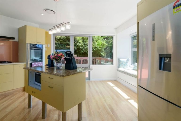 Photo of property in 177 Kawaha Point Road, Kawaha Point, Rotorua, 3010