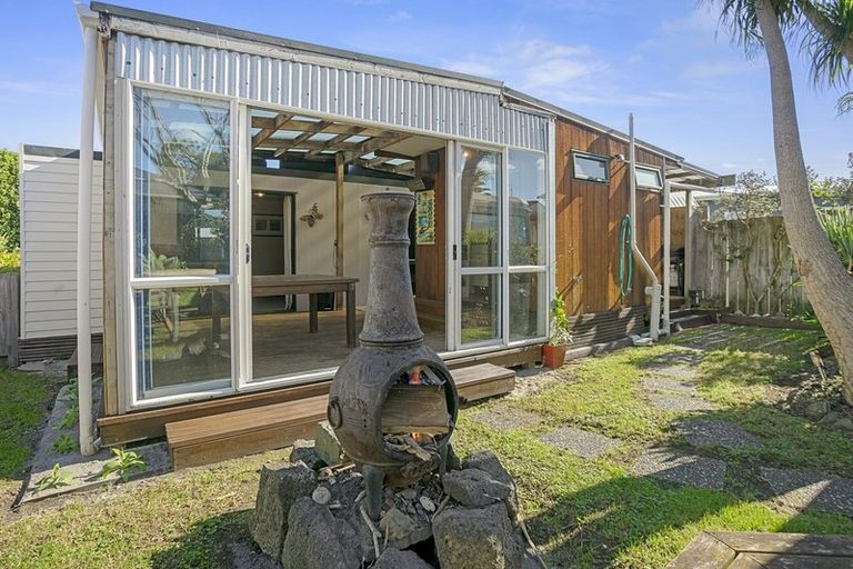 Photo of property in 9 Reo Crescent, Waihi Beach, 3611