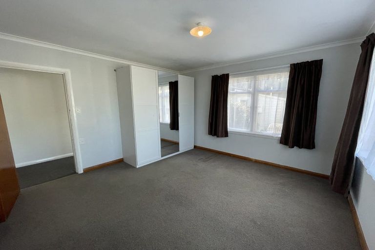 Photo of property in 12 Bristol Street, Island Bay, Wellington, 6023