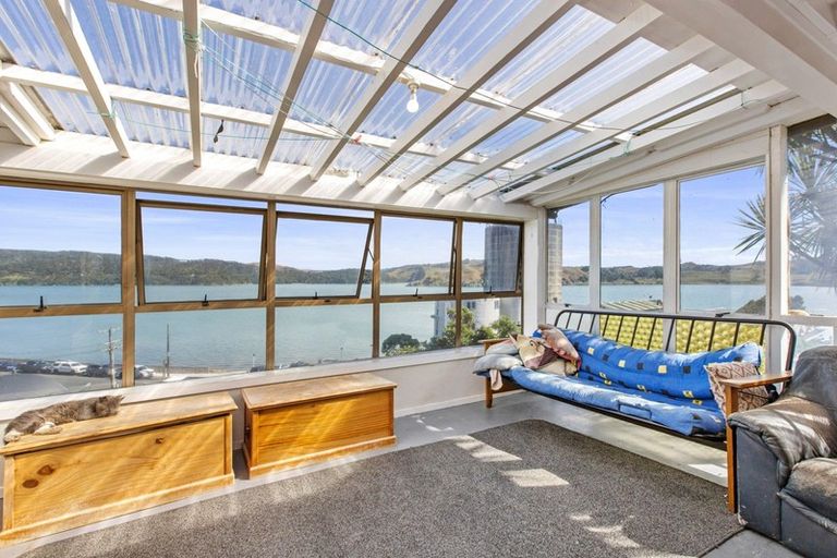 Photo of property in 77 Wallis Street, Raglan, 3225