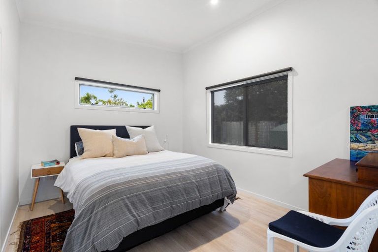 Photo of property in 6 Rhona Place, Mahia, 4198